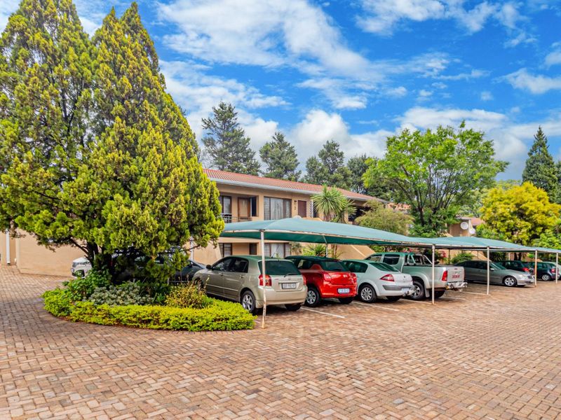 House For Sale in Malanshof - Photo 2