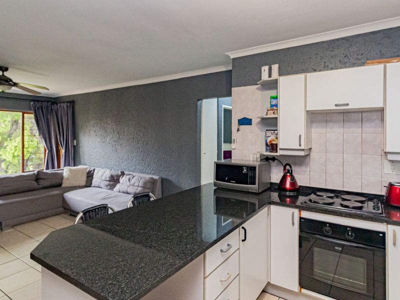 Apartment For Sale in Malanshof - Photo 2