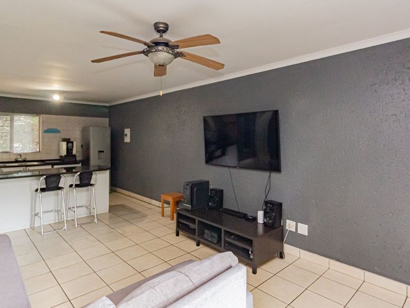 House For Sale in Malanshof - Photo 10