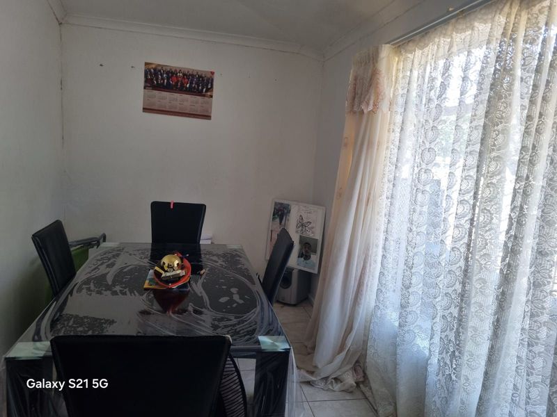 House For Sale in Senekal Central - Photo 3