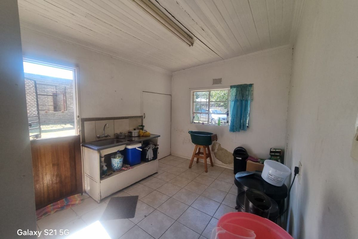 House For Sale in Senekal Central - Photo 4