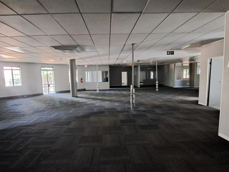 Office To Rent in Hatfield - Photo 8