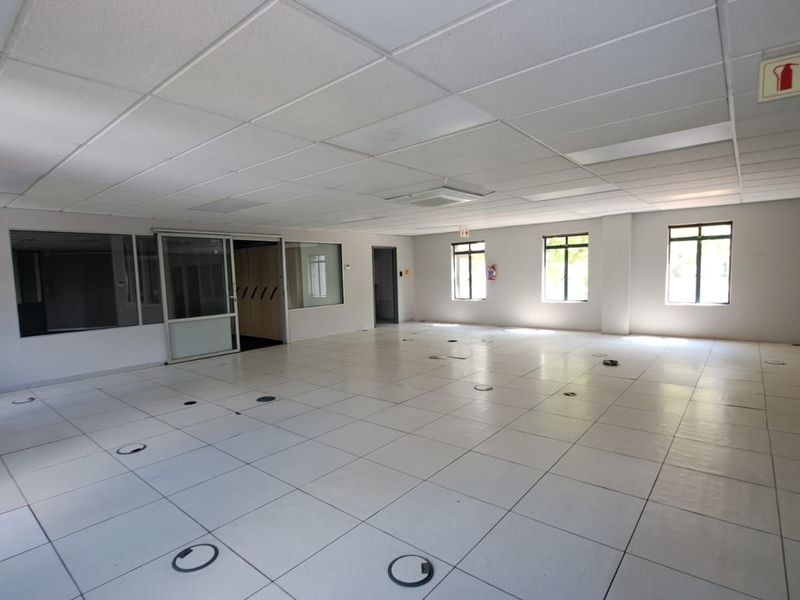 Office To Rent in Hatfield - Photo 6