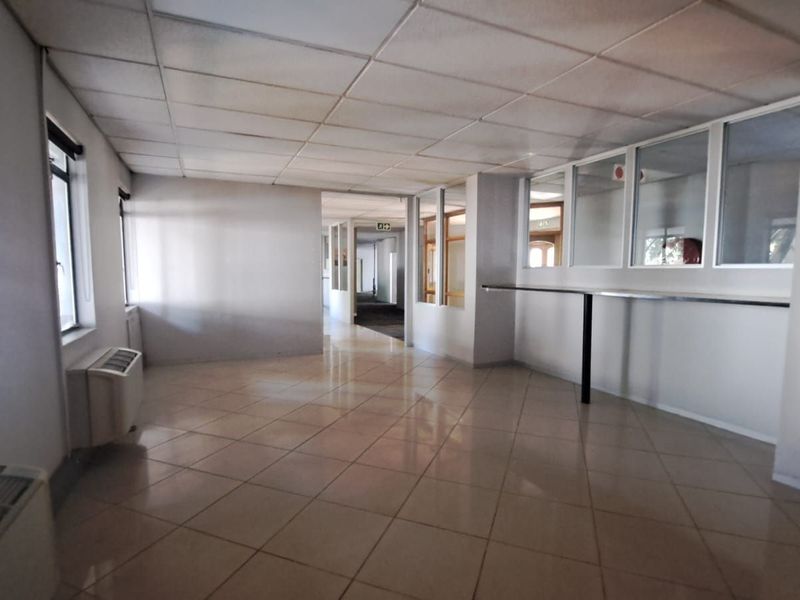 Office To Rent in Hatfield - Photo 4