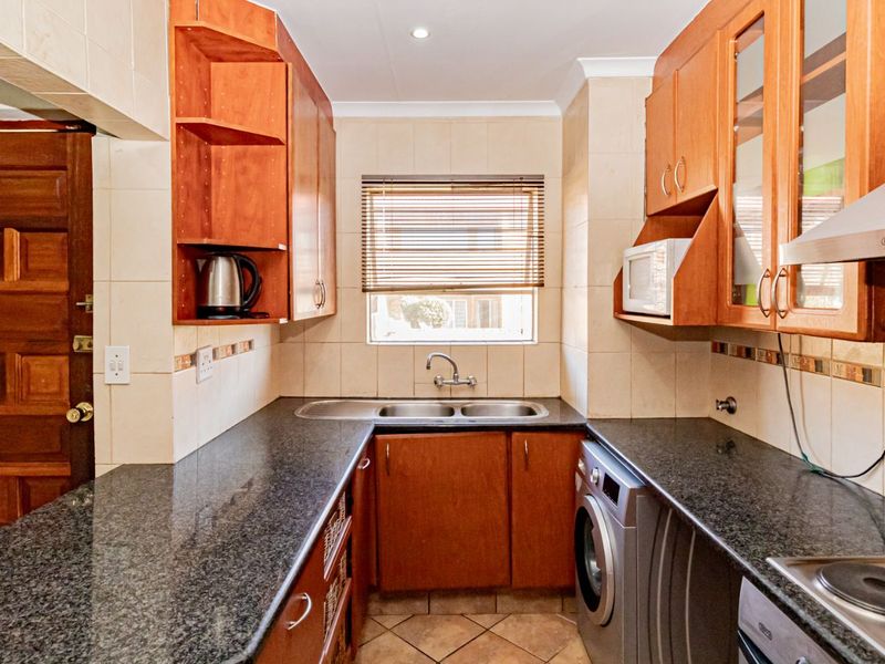 House For Sale in Ferndale - Photo 8