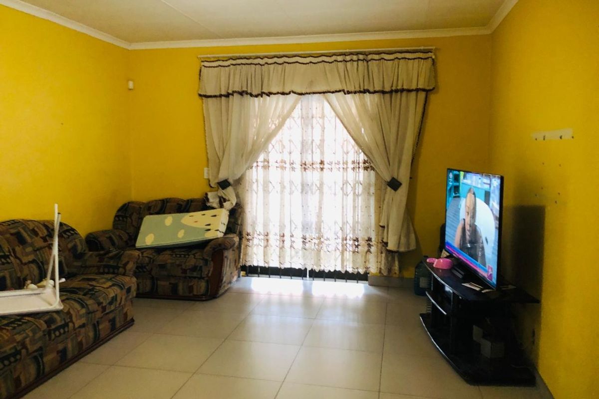 House For Sale in Cultura Park - Photo 4