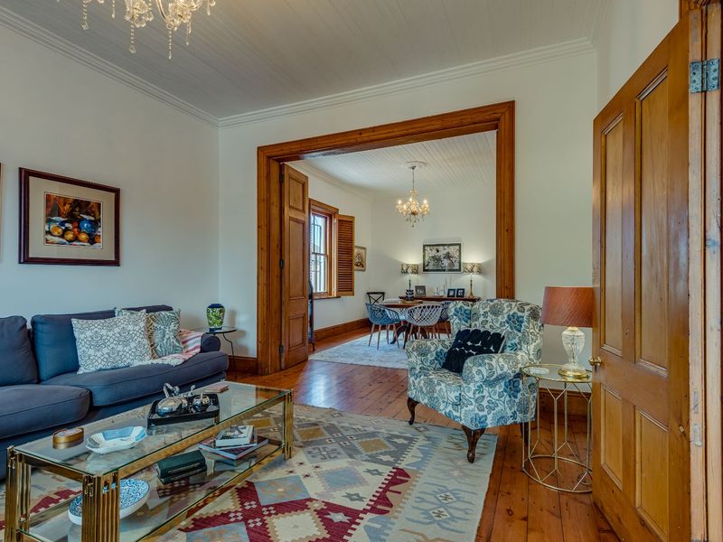 House For Sale in Richmond Hill - Photo 10