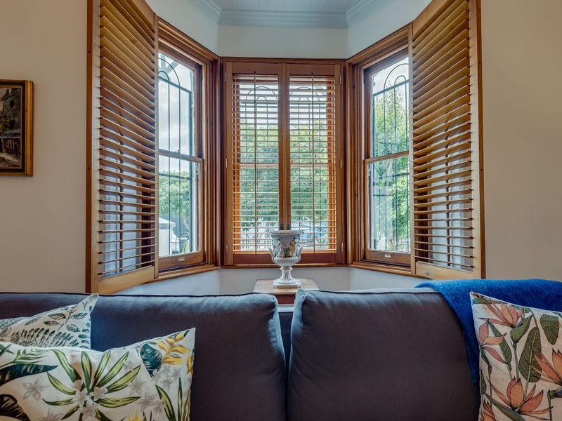 House For Sale in Richmond Hill - Photo 9