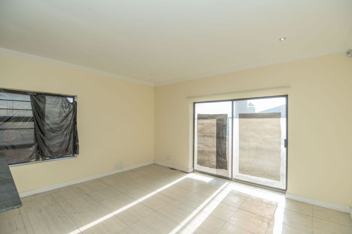 House For Sale in Bluewater Bay - Photo 3