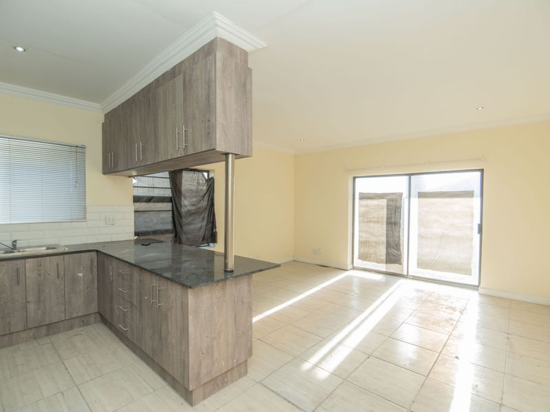 House For Sale in Bluewater Bay - Photo 2