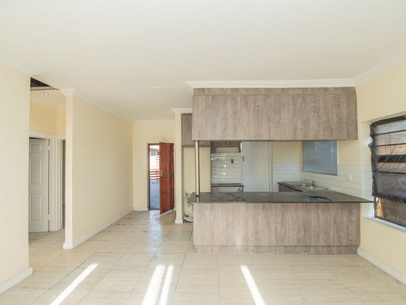 House For Sale in Bluewater Bay - Photo 5