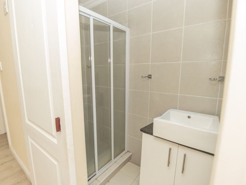 House For Sale in Bluewater Bay - Photo 10