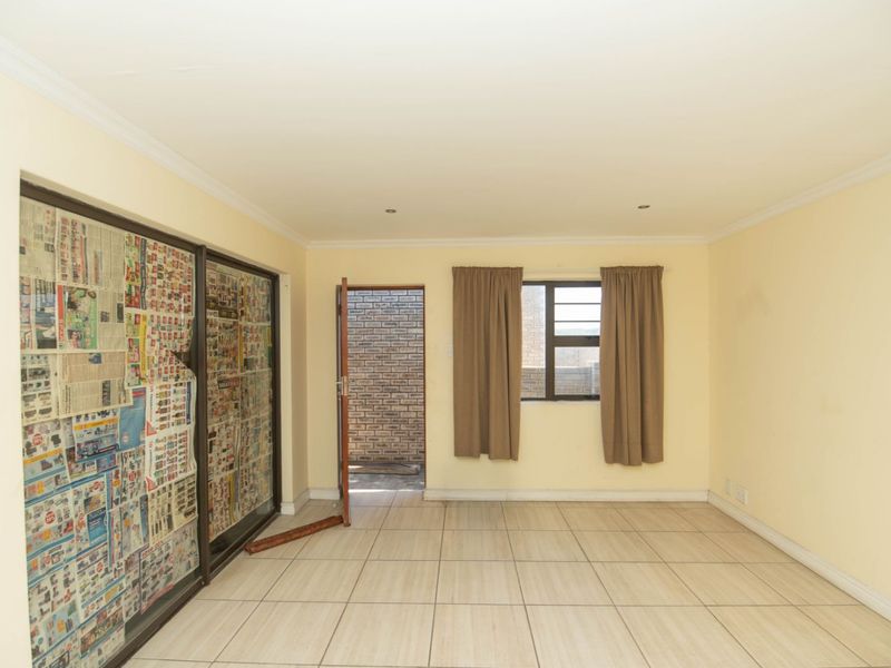 House For Sale in Bluewater Bay - Photo 5