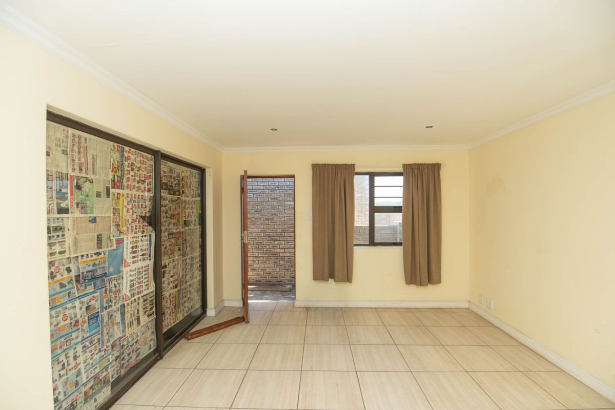 House For Sale in Bluewater Bay - Photo 5