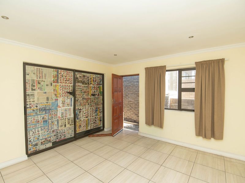 House For Sale in Bluewater Bay - Photo 6