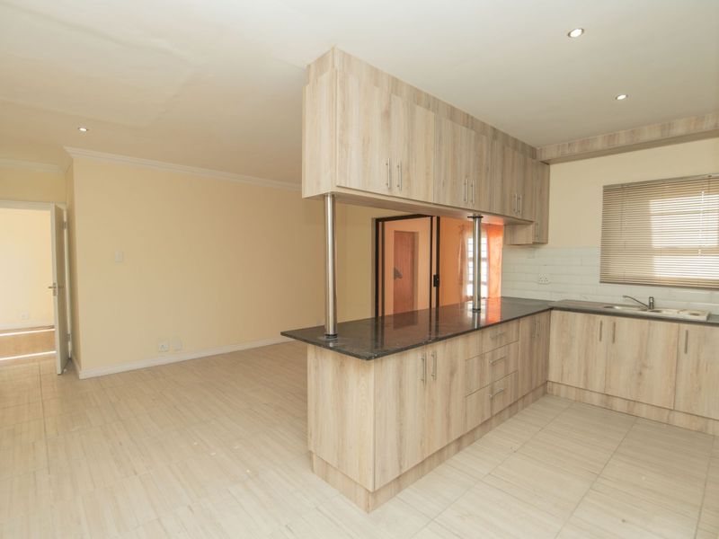 House For Sale in Bluewater Bay - Photo 2