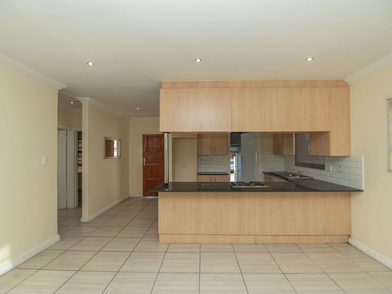 House For Sale in Bluewater Bay - Photo 4