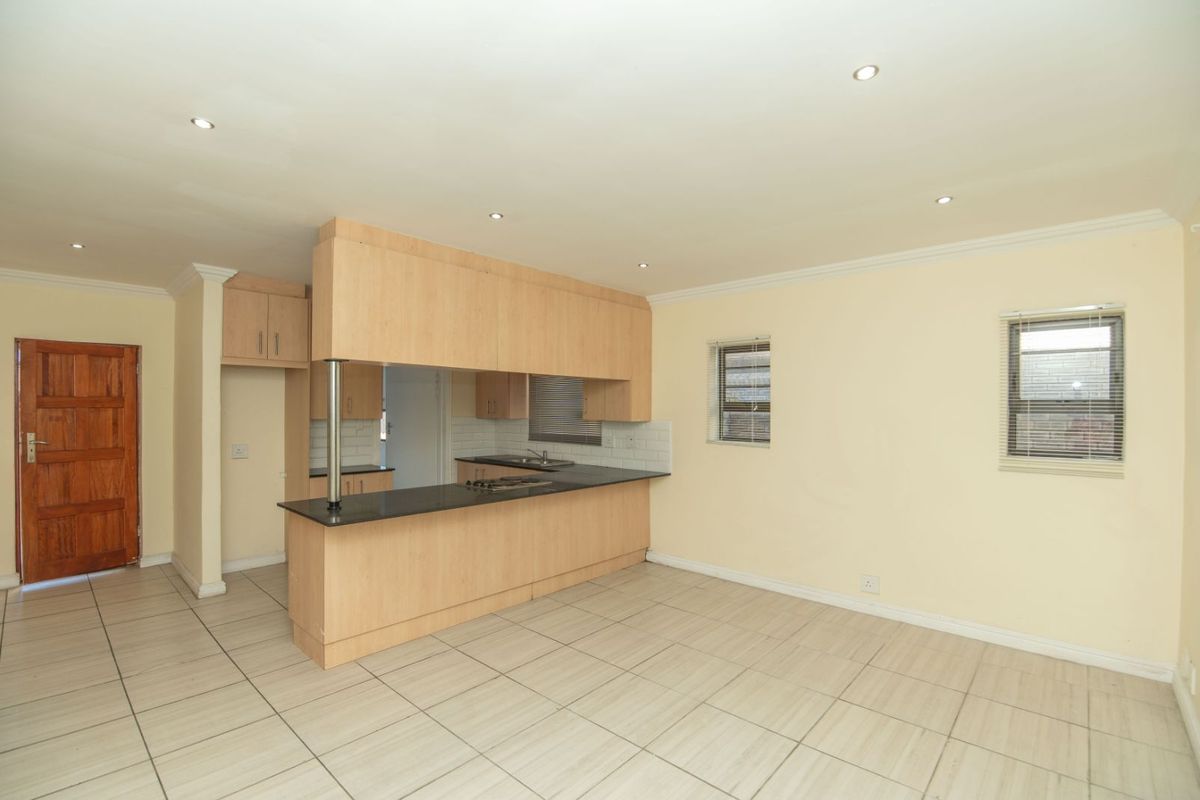 House For Sale in Bluewater Bay - Photo 3