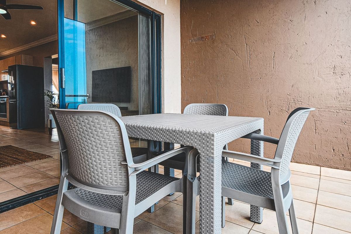 Apartment To Rent in Shakas Rock - Photo 4