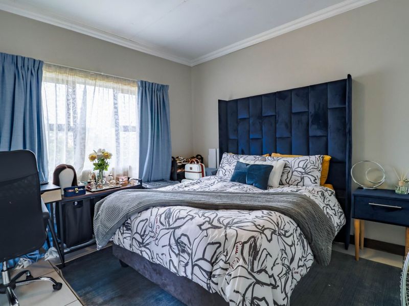 Apartment For Sale in Rooihuiskraal North - Photo 7