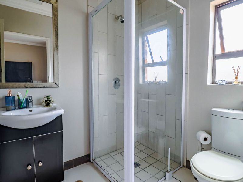 Apartment For Sale in Rooihuiskraal North - Photo 10