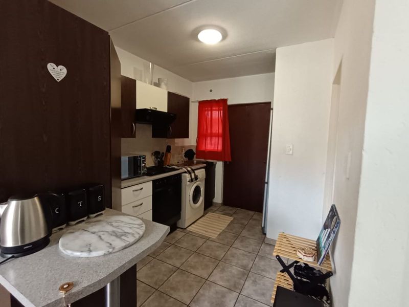 Apartment For Sale in Ferndale - Photo 5