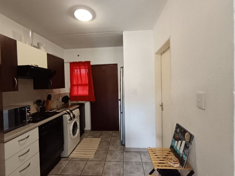 Apartment For Sale in Ferndale - Photo 4