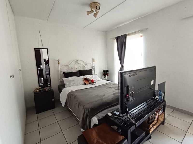 Apartment For Sale in Ferndale - Photo 2