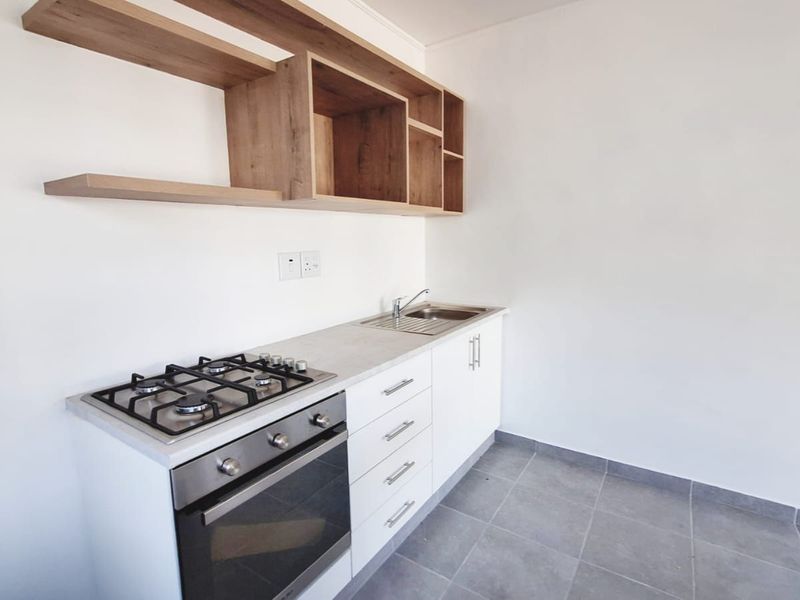 Apartment To Rent in Sheffield Bay - Photo 3