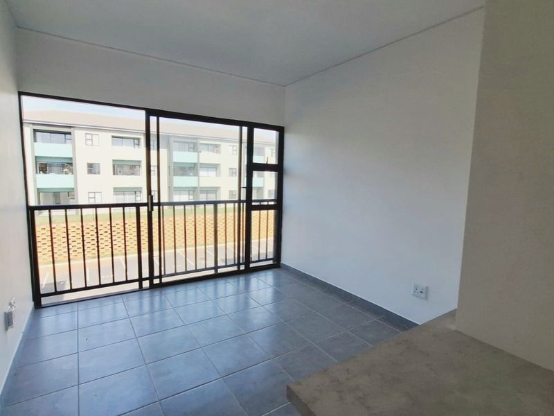 Apartment To Rent in Sheffield Bay - Photo 4