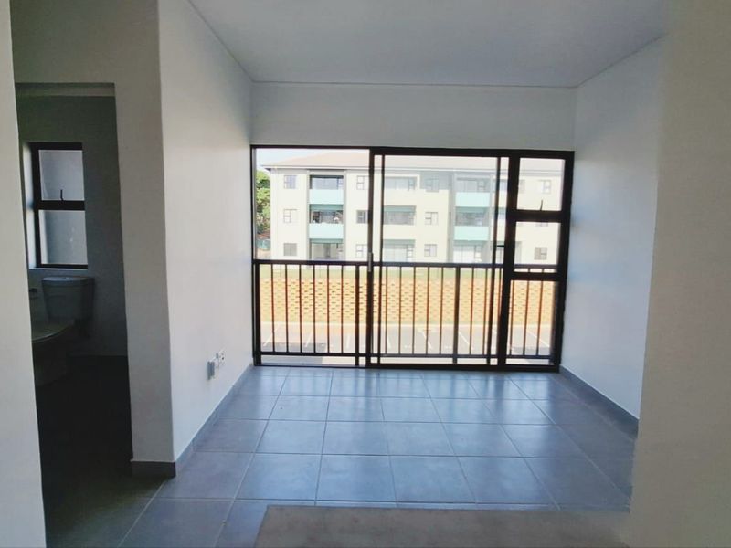 Apartment To Rent in Sheffield Bay - Photo 5