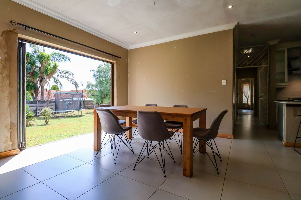 House For Sale in The Reeds - Photo 4