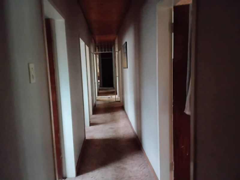 House For Sale in Lyttelton Manor - Photo 9