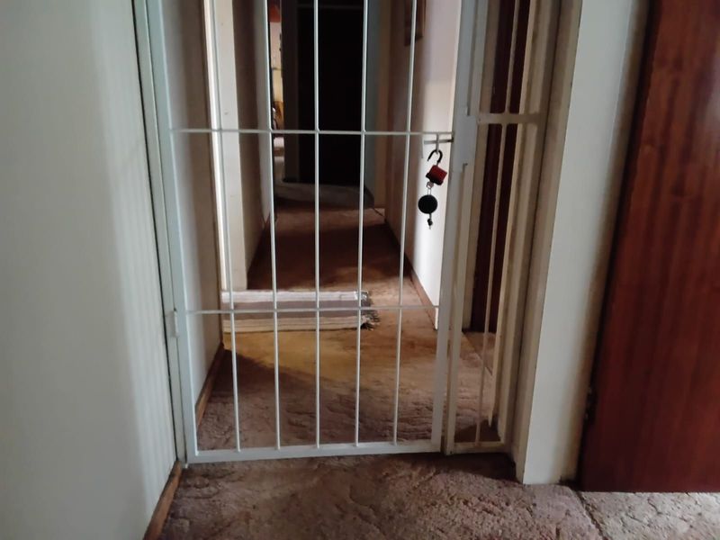 House For Sale in Lyttelton Manor - Photo 8