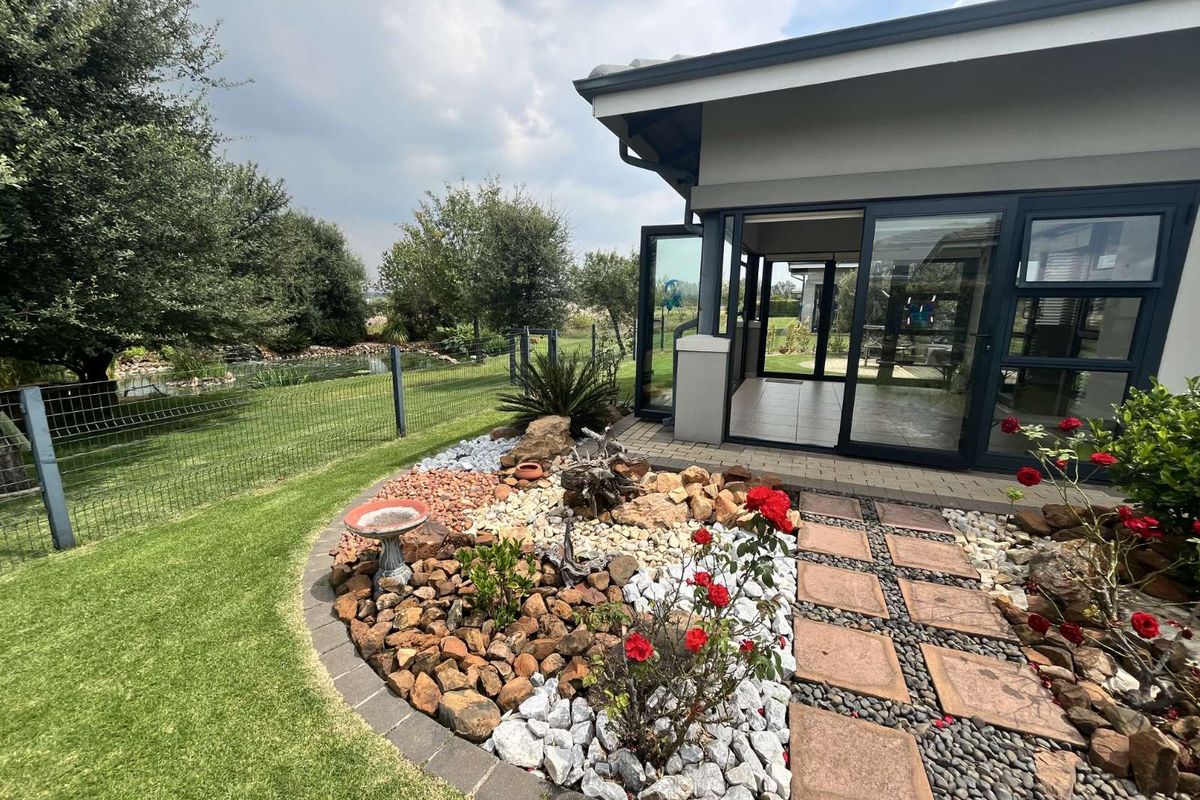 House For Sale in Eastlands Mature Lifestyle Estate - Photo 2