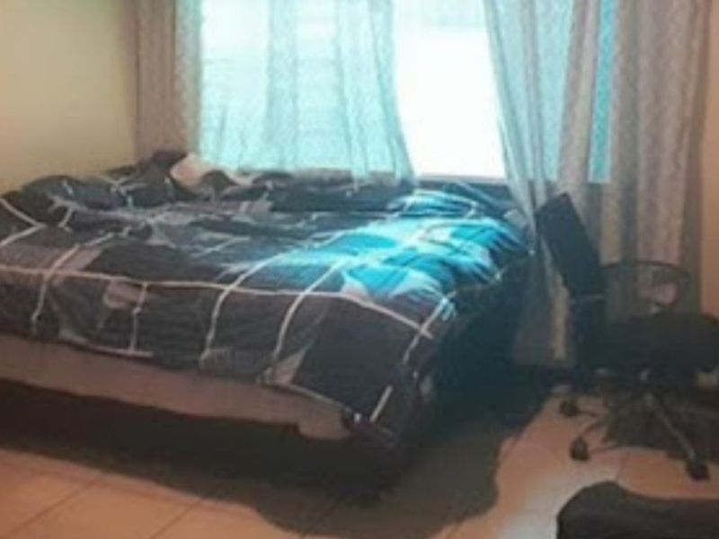 House For Sale in Brixton - Photo 7