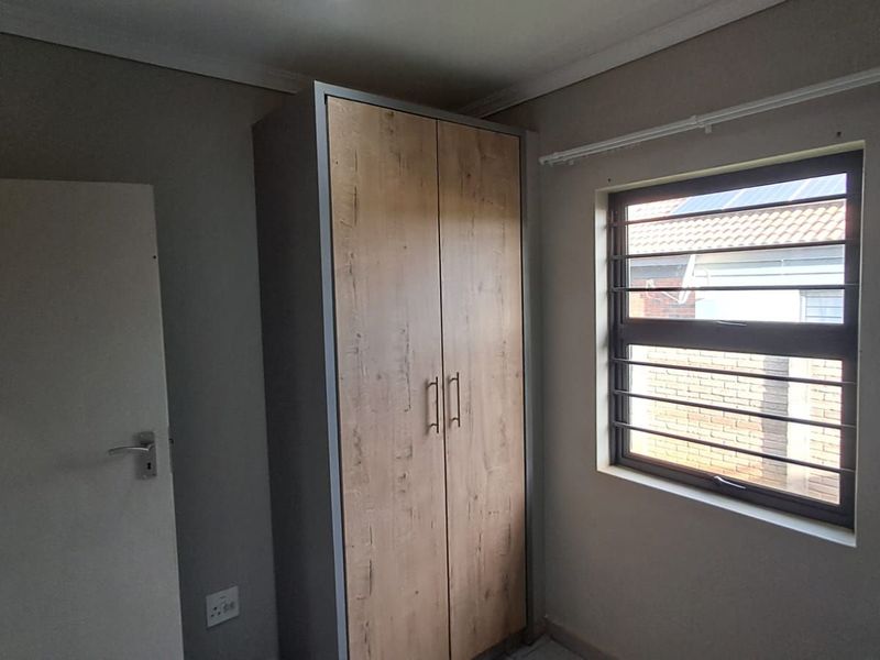 House For Sale in Lotus Gardens - Photo 10