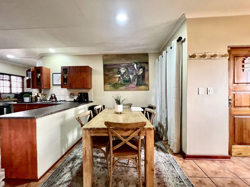 Townhouse For Sale in Ermelo Central - Photo 7