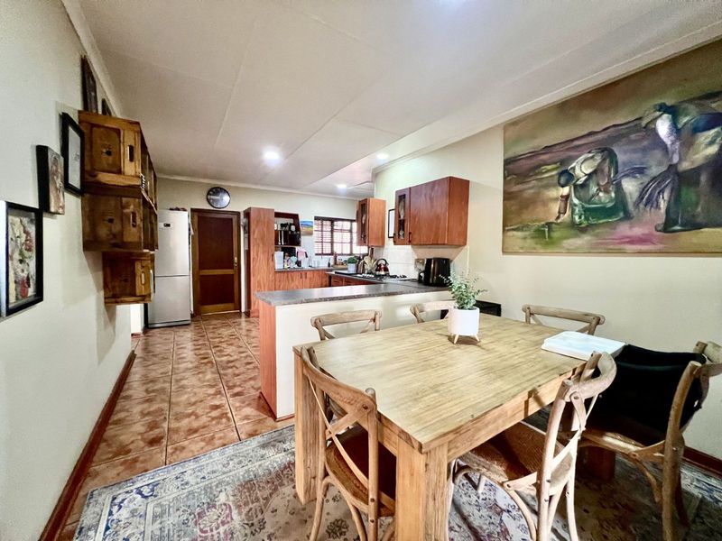 Townhouse For Sale in Ermelo Central - Photo 6