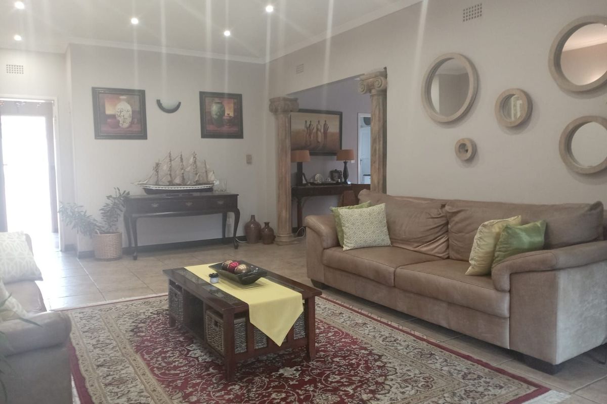 House For Sale in Randpark Ridge - Photo 3