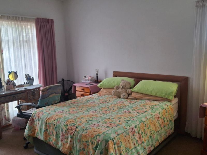 Townhouse For Sale in Clarina - Photo 6