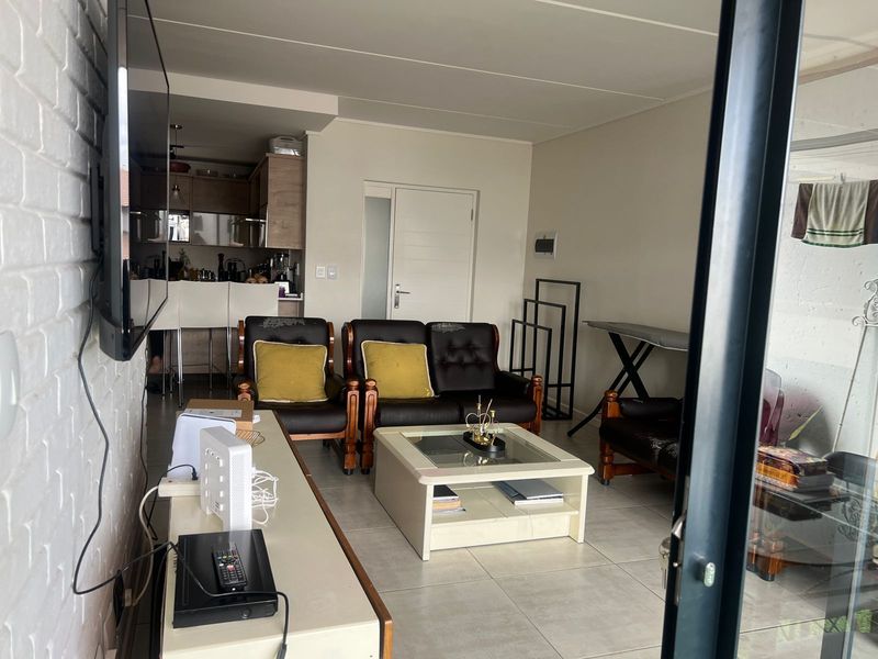 Apartment To Rent in Noordhang - Photo 2