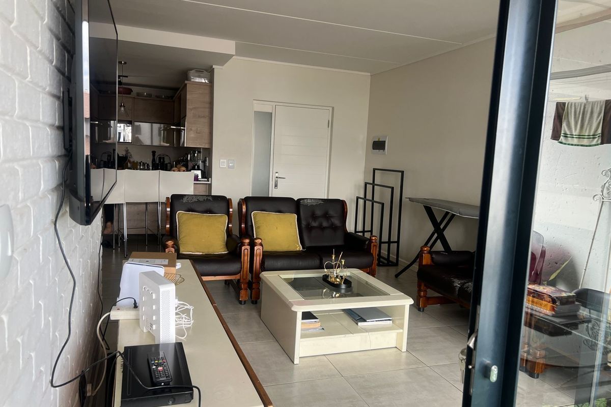 Apartment To Rent in Noordhang - Photo 2