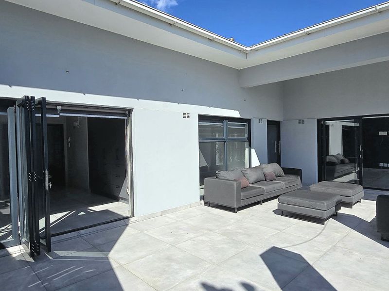 House For Sale in Linkside - Photo 4