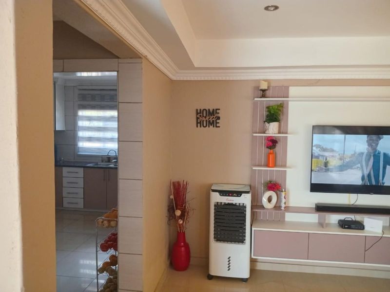 House To Rent in Hammanskraal Central - Photo 4