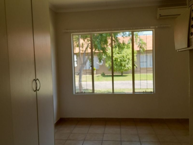 House For Sale in Onverwacht - Photo 5