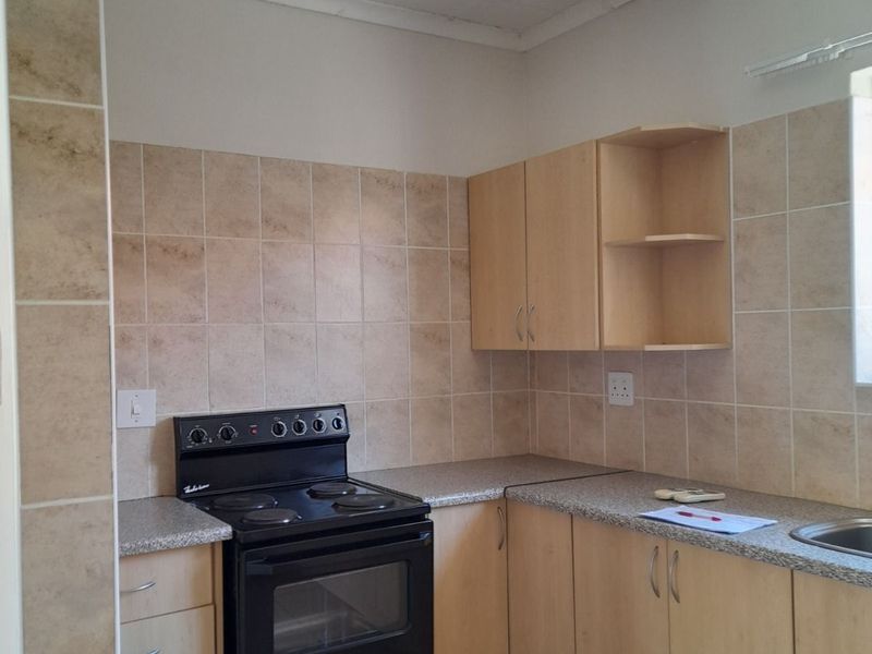 House For Sale in Onverwacht - Photo 3