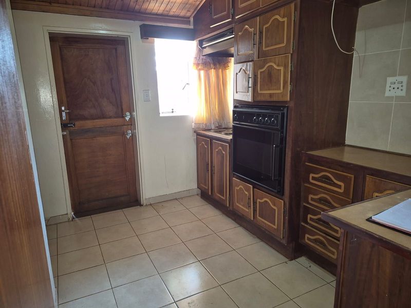 House For Sale in Kuruman Central - Photo 5
