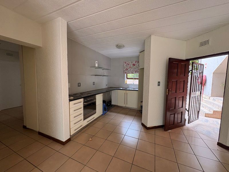 Apartment For Sale in Morningside - Photo 6