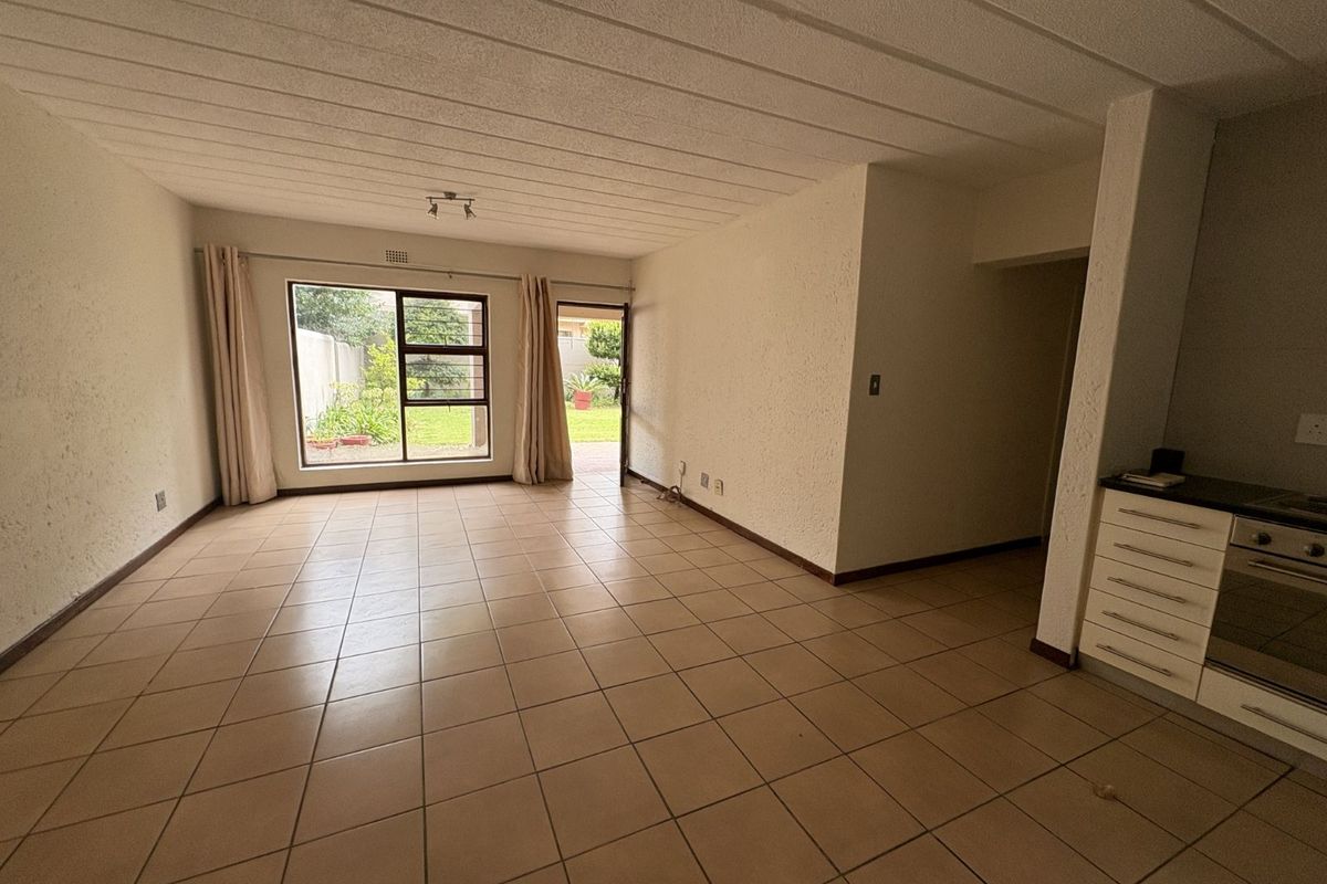 Apartment For Sale in Morningside - Photo 5